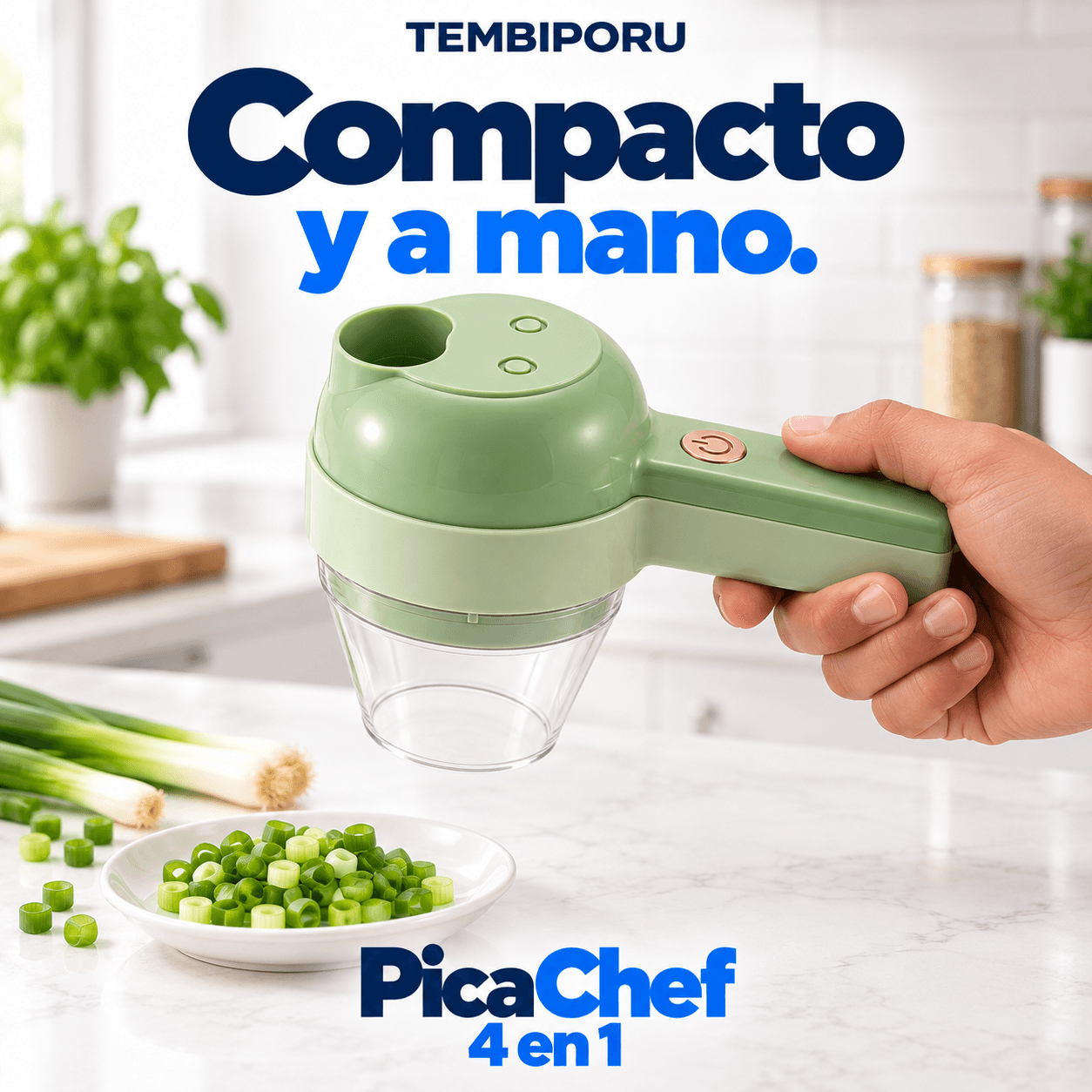 Una mano sostiene PicaChef por el mango sobre una mesada de cocina